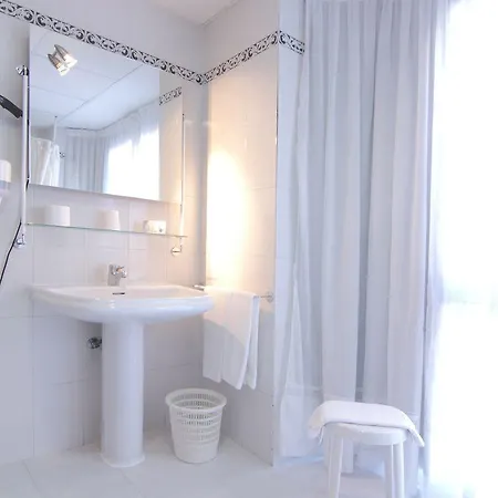 Don Rodrigo Hotel 3*