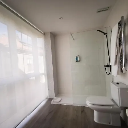 Hotel Don Rodrigo 3*