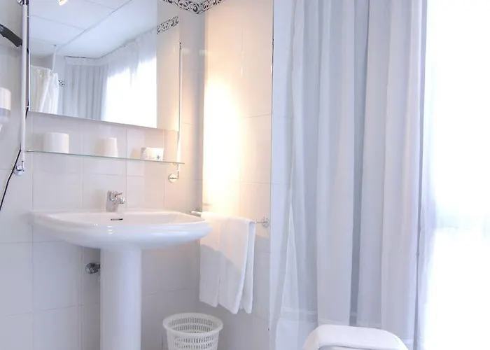 Don Rodrigo Отель 3*