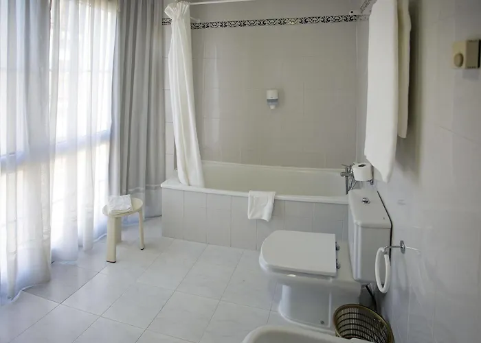 Don Rodrigo Отель 3*